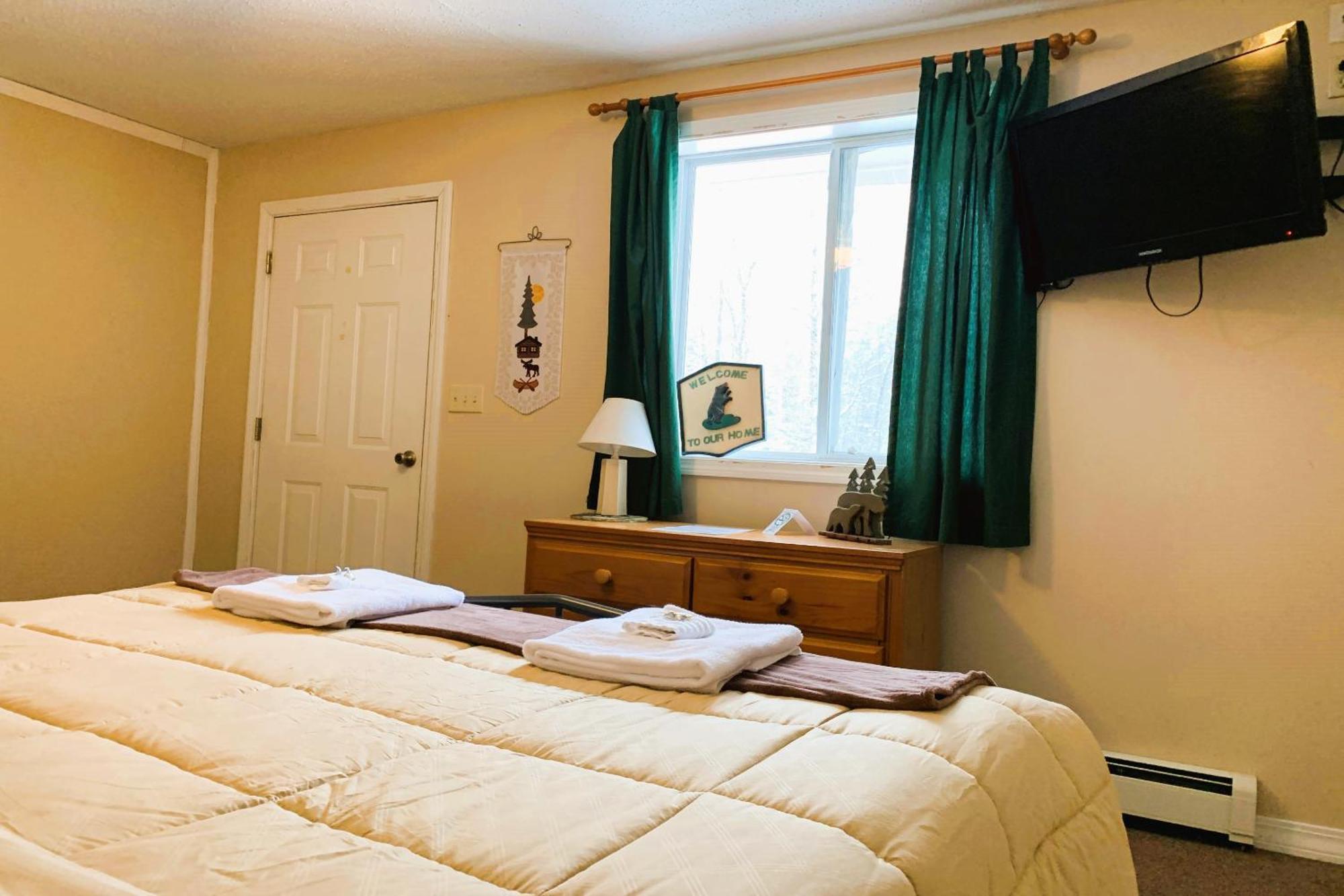 Love Hotels St John River By Oyo At Fort Kent Me Saint John Plantation Esterno foto