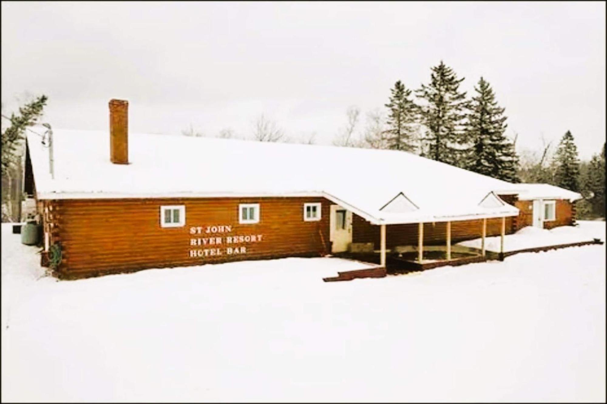 Love Hotels St John River By Oyo At Fort Kent Me Saint John Plantation Esterno foto