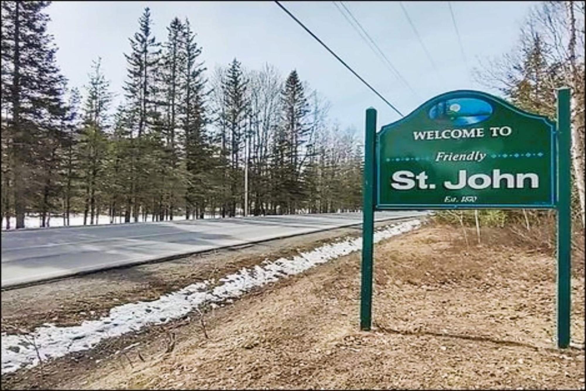 Love Hotels St John River By Oyo At Fort Kent Me Saint John Plantation Esterno foto