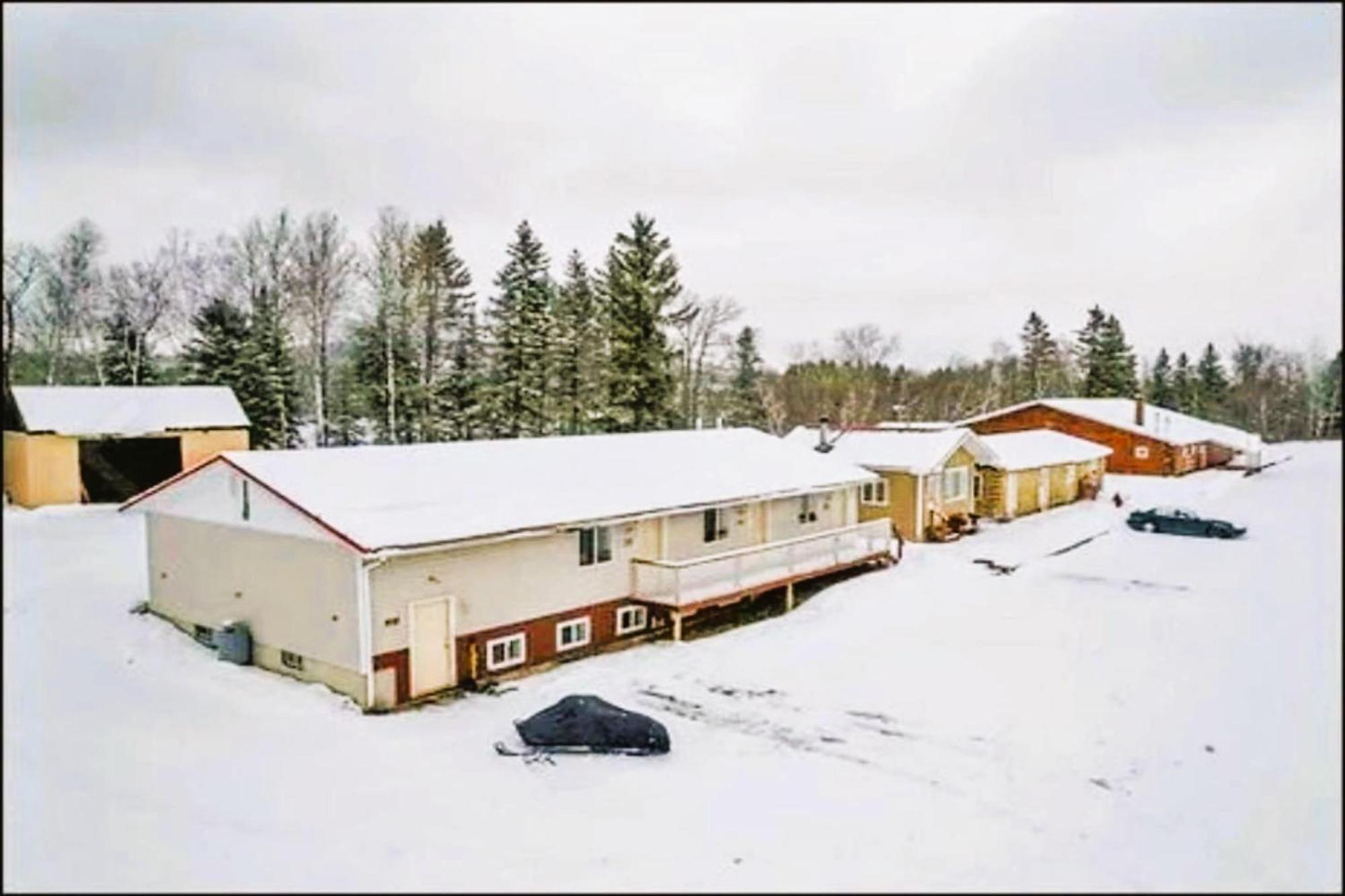Love Hotels St John River By Oyo At Fort Kent Me Saint John Plantation Esterno foto