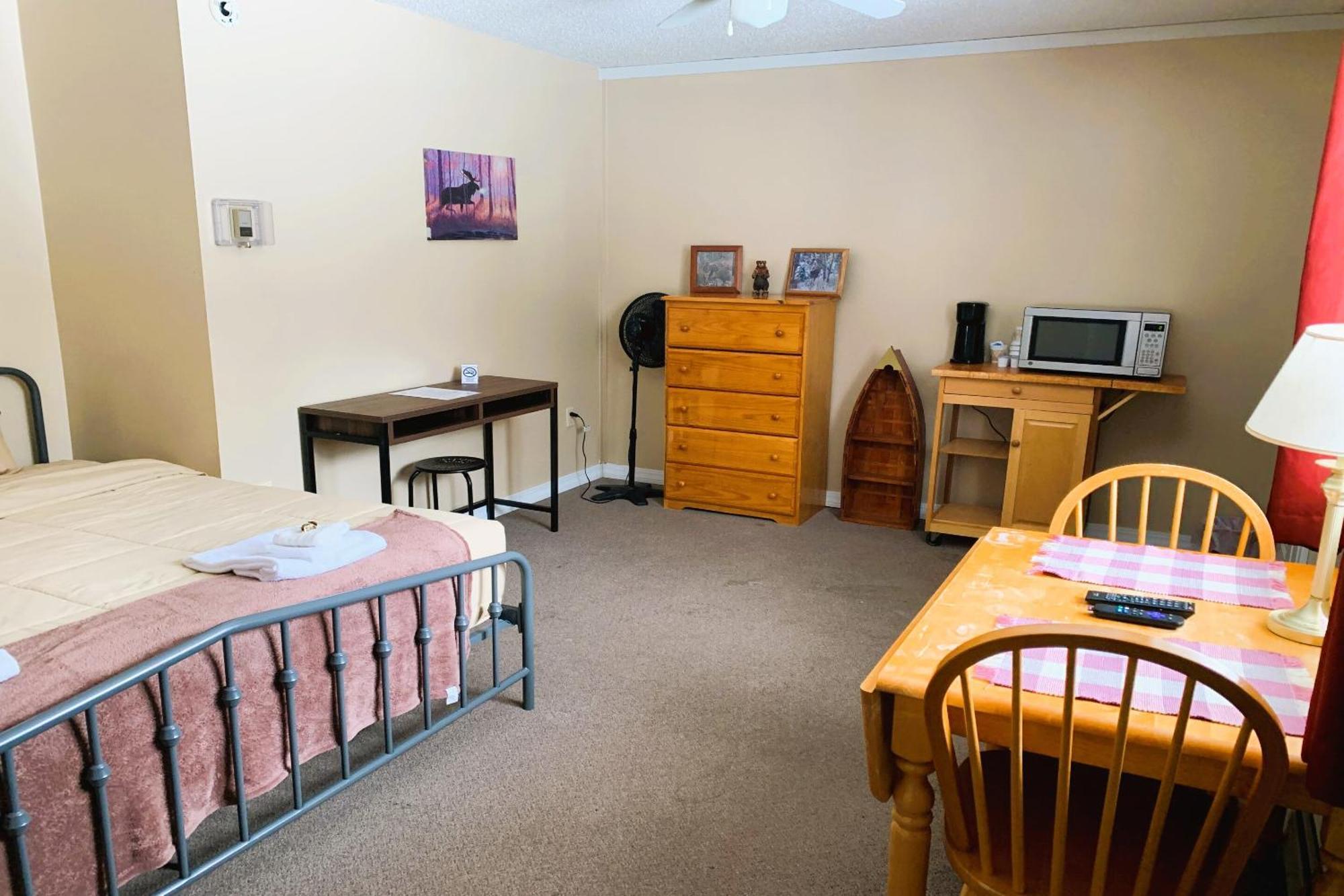 Love Hotels St John River By Oyo At Fort Kent Me Saint John Plantation Esterno foto