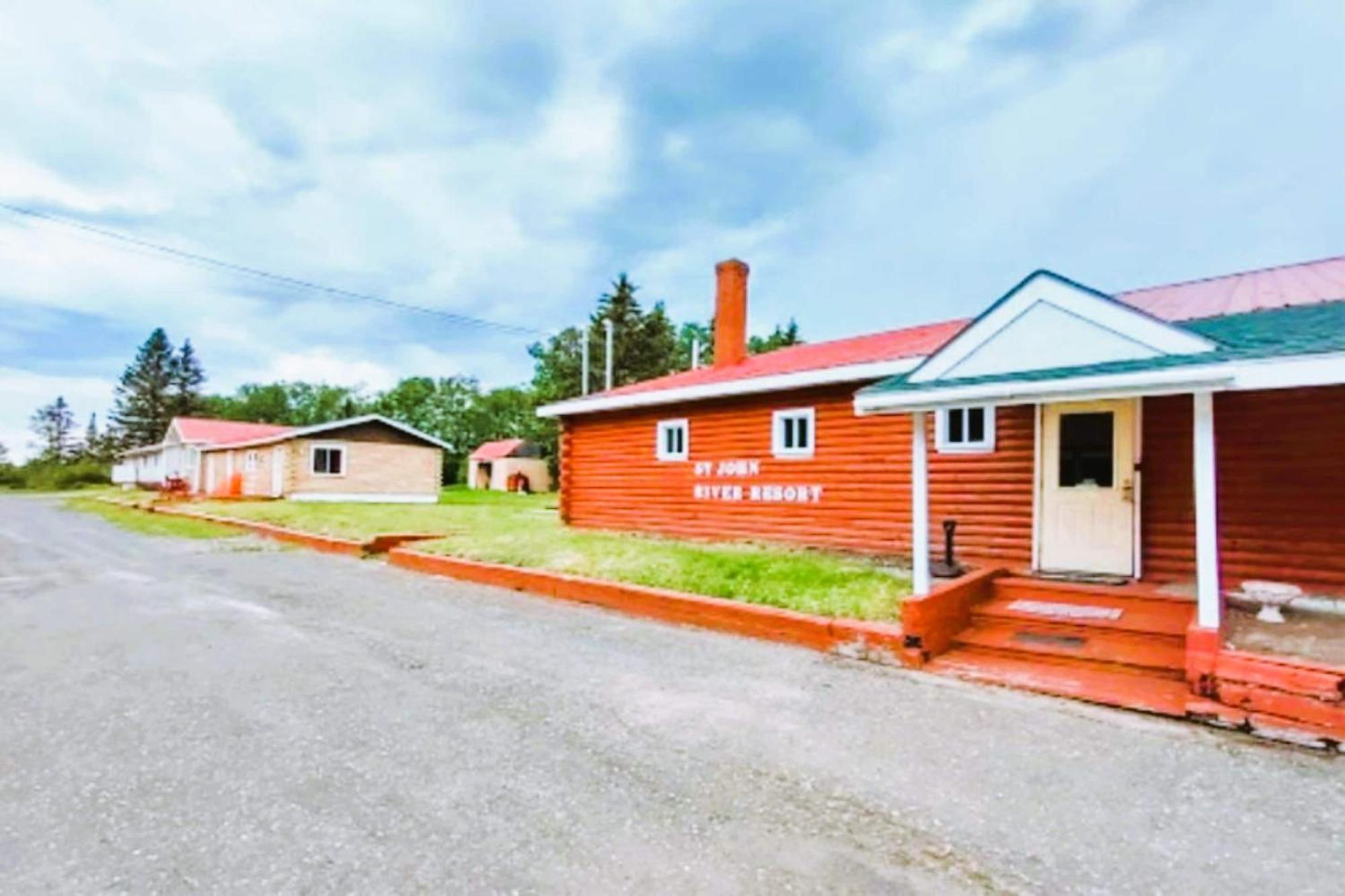 Love Hotels St John River By Oyo At Fort Kent Me Saint John Plantation Esterno foto