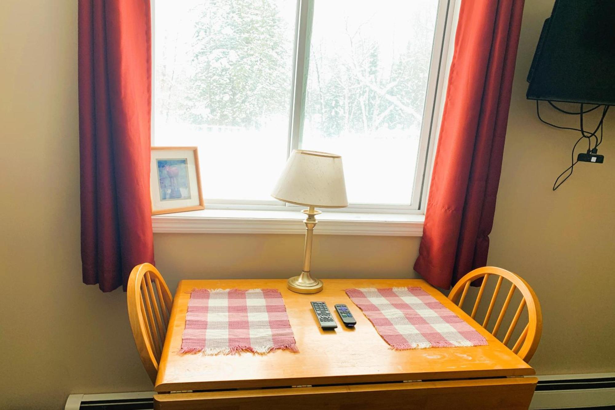Love Hotels St John River By Oyo At Fort Kent Me Saint John Plantation Esterno foto