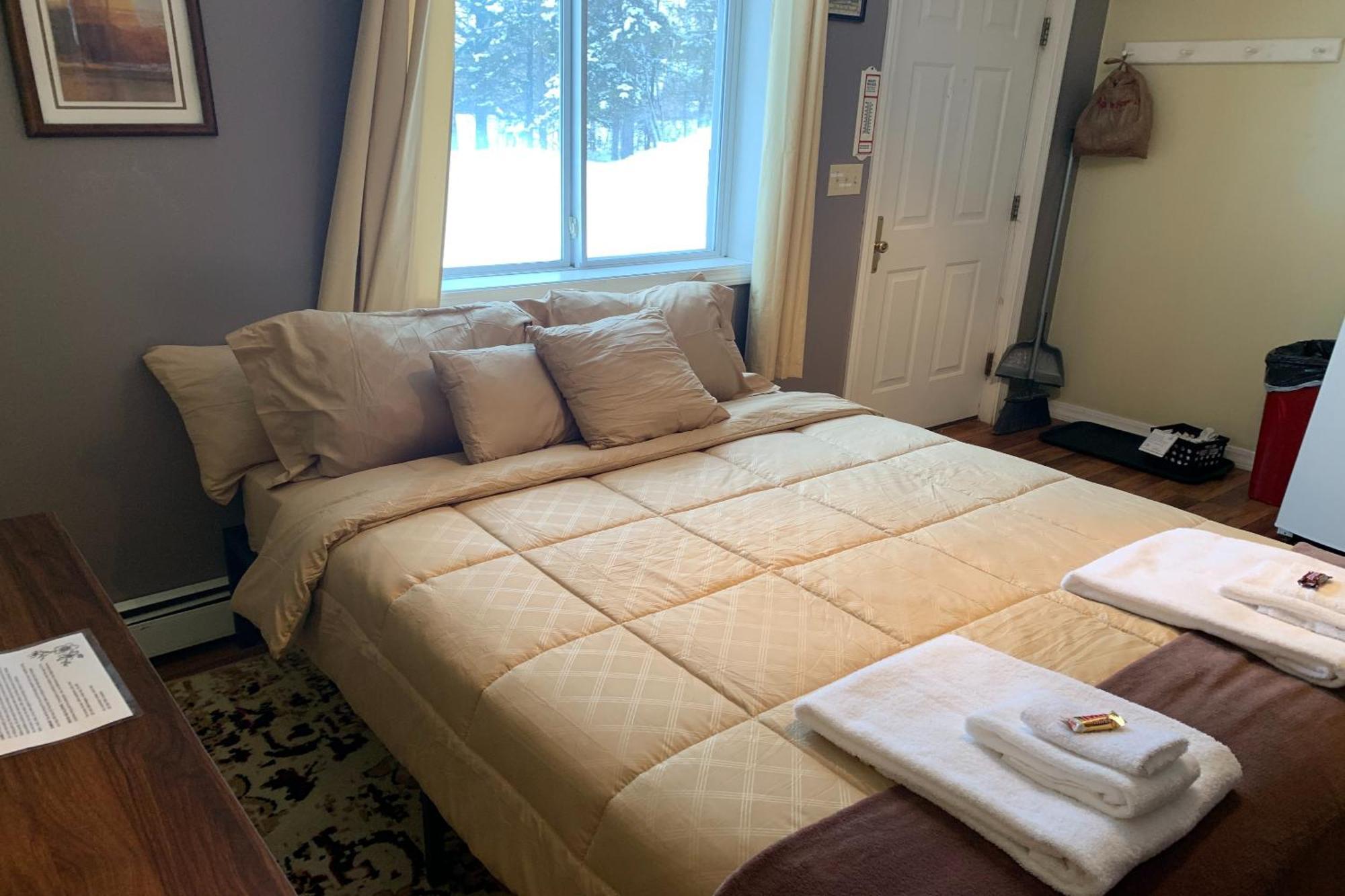 Love Hotels St John River By Oyo At Fort Kent Me Saint John Plantation Esterno foto