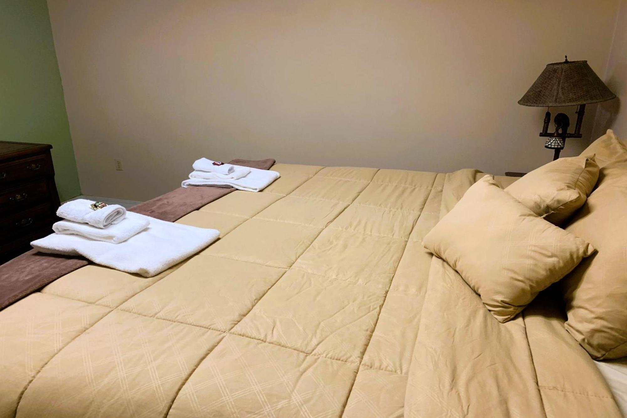 Love Hotels St John River By Oyo At Fort Kent Me Saint John Plantation Esterno foto