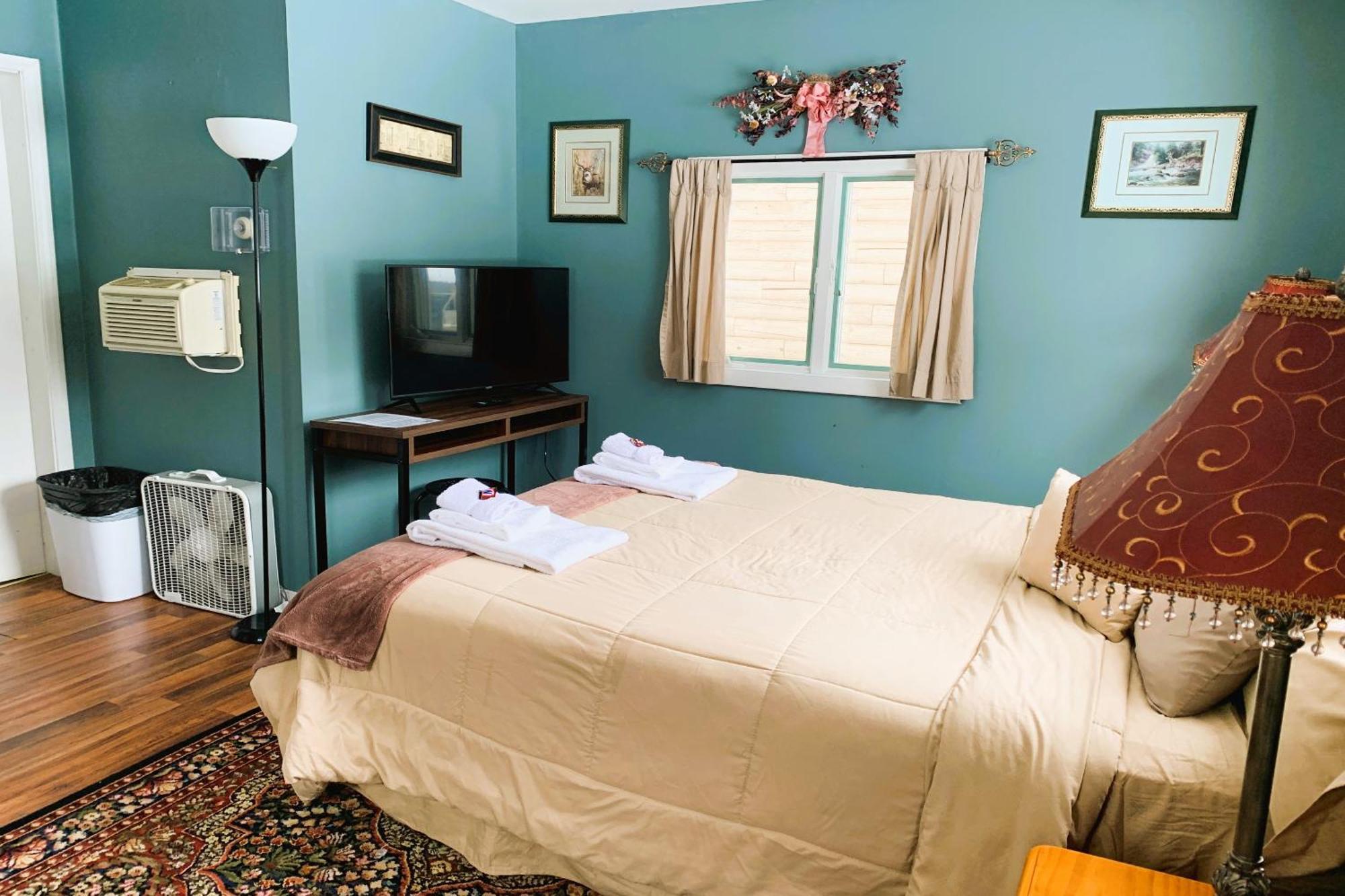 Love Hotels St John River By Oyo At Fort Kent Me Saint John Plantation Esterno foto