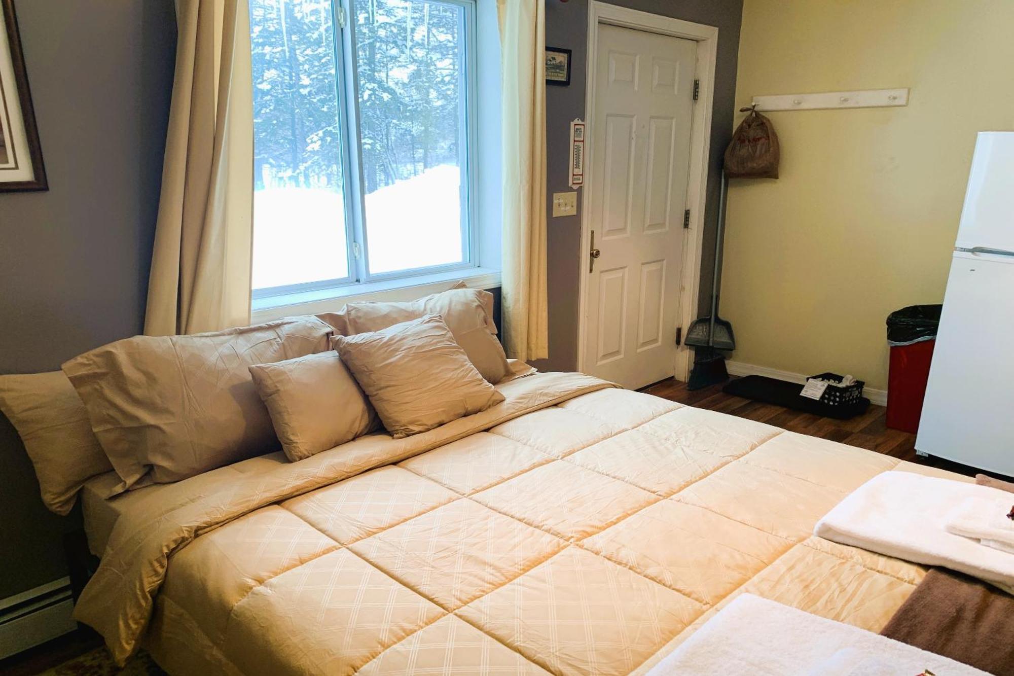 Love Hotels St John River By Oyo At Fort Kent Me Saint John Plantation Esterno foto