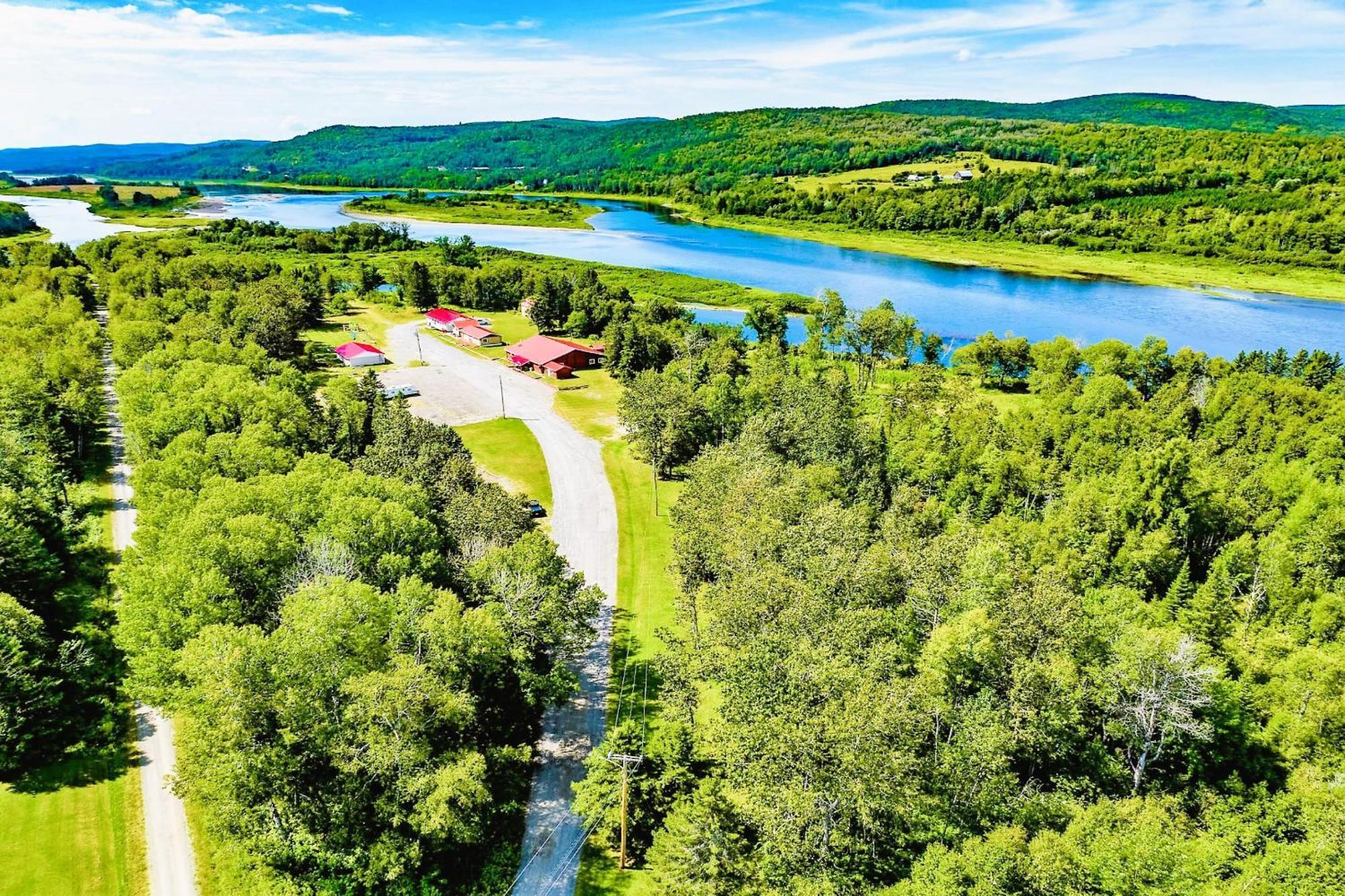Love Hotels St John River By Oyo At Fort Kent Me Saint John Plantation Esterno foto